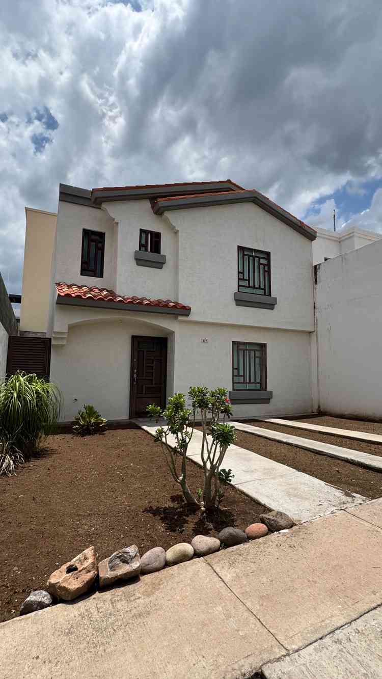 casa en renta calle cafonia stanza torralba culiacan sinaloa phnJkre
